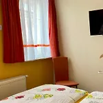 Vendégház Fruehstueckspension 